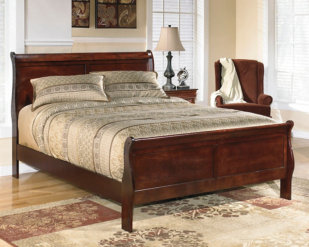 Alisdair  Sleigh Bed