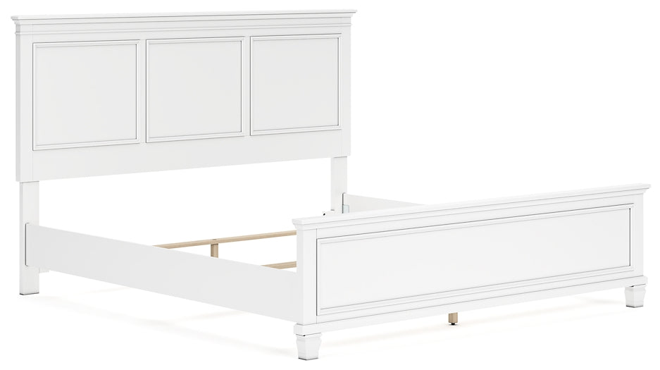 Fortman King Panel Bed with Mirrored Dresser